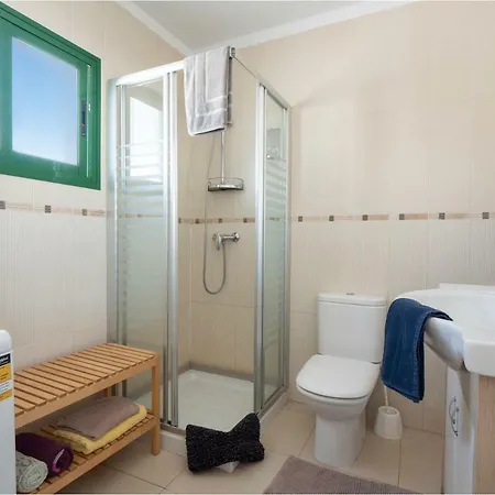Apartment Zafiros In Puerto Del Carmen Aircond & Wifi & Dishwasher *